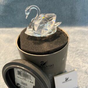 Swarovski Swan - Medium (10006) - Retired